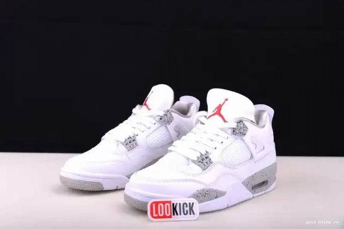 Jordan (2021) CT8527-100 White Oreo Retro 4 0526